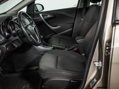 Opel Astra GTC 1.4 Turbo AT (140 л. с.)