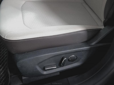 Ford Mondeo 2.0 EcoBoost AT (199 л. с.)