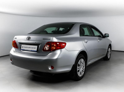 Toyota Corolla 1.6 AT (124 л. с.)