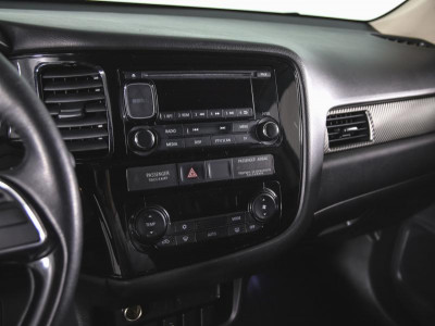 Mitsubishi Outlander 2.0 CVT 4WD (146 л. с.)