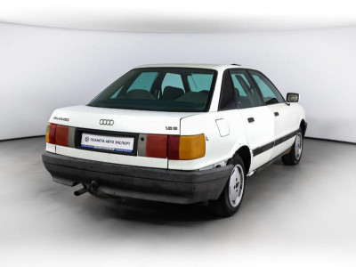 Audi 80 1.8 MT (75 л.с.) бензин