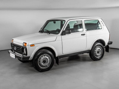 LADA 4x4 3 дв. 1.7 MT 8 кл. (Евро-4) (83 л. с.)