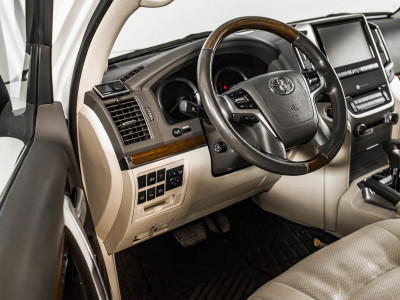 Toyota Land Cruiser 4.5 TD AT (249 л. с.)