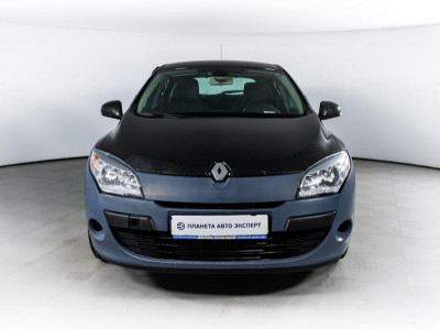 Renault Megane 1.6 AT (106 л. с.)