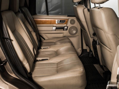 Land Rover Discovery 3.0 TD AT (245 л. с.)