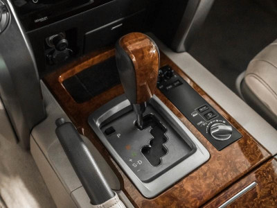 Toyota Land Cruiser 4.6 AT 4WD (7 мест) (309 л. с.)