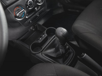 LADA Новая Granta седан 1.6 MT 8кл (87 л. с.)