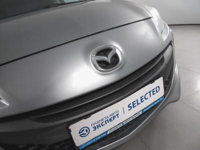 Mazda 3 1.6 MT (105 л. с.)