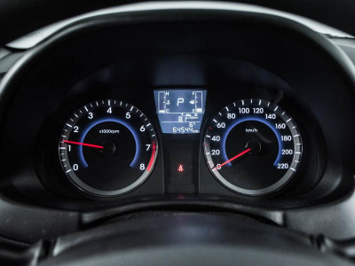 Hyundai Solaris 1.4 AT (107 л. с.)