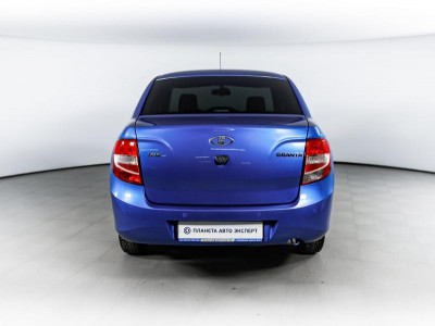 LADA Granta седан 1.6 MT 8кл (87 л. с.)