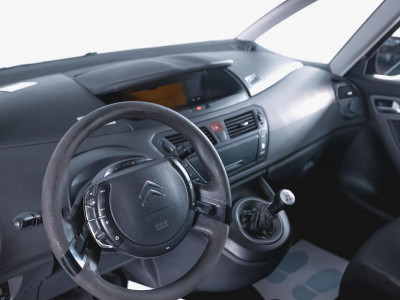 Citroen C4 Picasso 1.8 MT (125 л.с.)