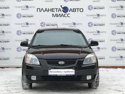 Kia Rio 1.4 MT (97 л. с.)
