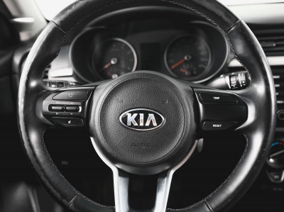 Kia Rio 1.6 MT (123 л. с.)