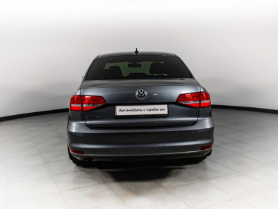 Volkswagen Jetta 1.6 MPI MT (105 л. с.)