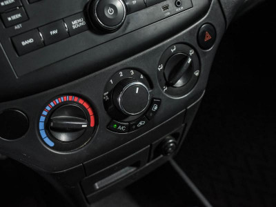 Chevrolet Aveo 1.2 MT (84 л. с.)