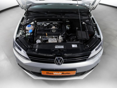 Volkswagen Jetta 1.4 TSI MT (122 л. с.)