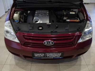 Kia Carnival 2.7 AT (189 л.с.)
