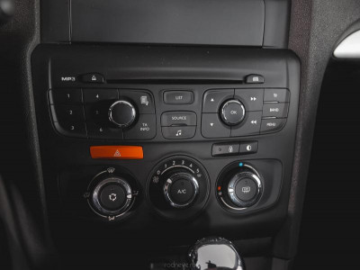 Citroen C4 1.6 VTi AT (120 л. с.)