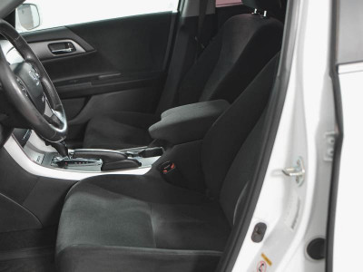 Honda Accord 2.4 AT (180 л. с.)