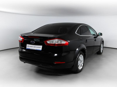 Ford Mondeo 2.0 Duratec MT (145 л. с.)