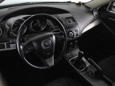 Mazda 3 1.6 MT (105 л. с.)