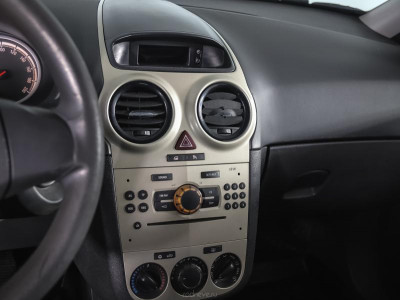 Opel Corsa 1.0 MT (60 л. с.)