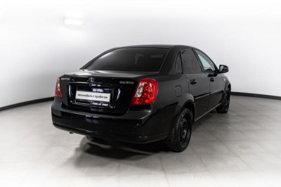 Daewoo Gentra 1.5 MT (107 л. с.)