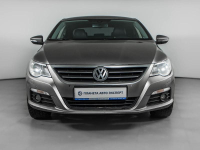 Volkswagen Passat CC 1.8 AT (152 л.с.)