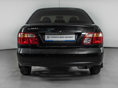 Nissan Almera 1.5 MT (98 л. с.)