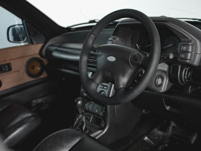 Land Rover Freelander 2.5 AT (177 л. с.)