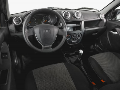 LADA Новая Granta хетчбэк 1.6 MT 8кл (87 л. с.)