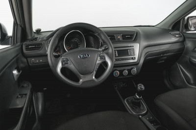 Kia Rio Хетчбэк 1.4 MT (107 л. с.)