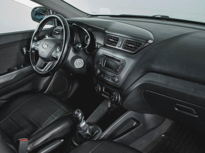Kia Rio 1.6 6MT (123 л. с.)