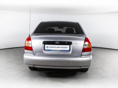 Hyundai Accent 1.5 AT (102 л.с.)