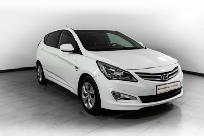Hyundai Solaris Хетчбек 1.6 AT (123 л. с.)