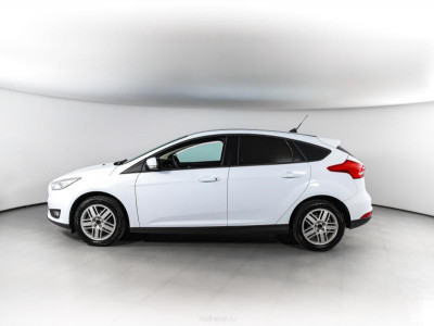 Ford Focus Хетчбэк 1.6 Ti-VCT MT (125 л. с.)