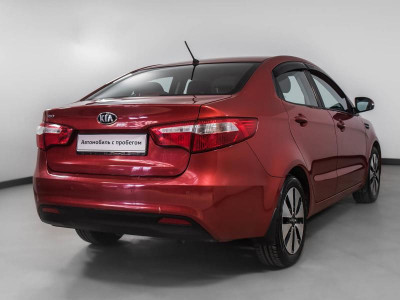 Kia Rio 1.6 AT (123 л. с.)