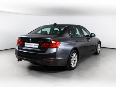 BMW 3 серия 316i AT (136 л. с.)