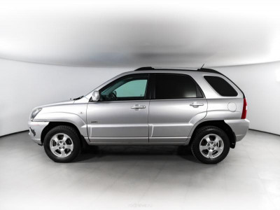 Kia Sportage 2.0 AT (142 л.с.) 4WD