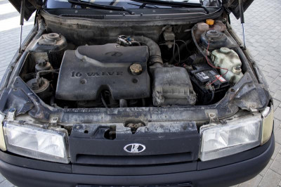LADA 2112 1.6 MT (89 л. с.)