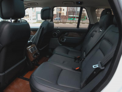 Land Rover Range Rover 4.4d AT (339 л.с.) 4WD