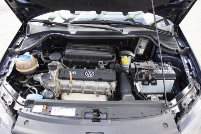 Volkswagen Polo 1.6 MT (105 л. с.)