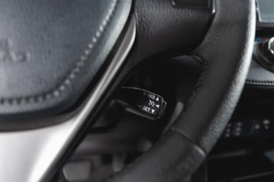 Toyota RAV4 2.0 CVT 4WD (146 л. c.)