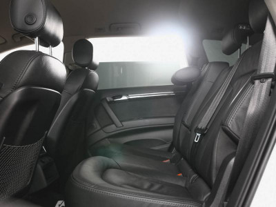 Audi Q7 3.0 AT (272 л.с.) 4WD