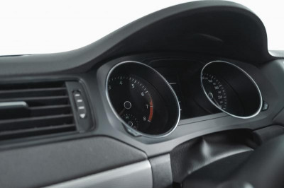 Volkswagen Jetta 1.6 MPI AT (105 л. с.)