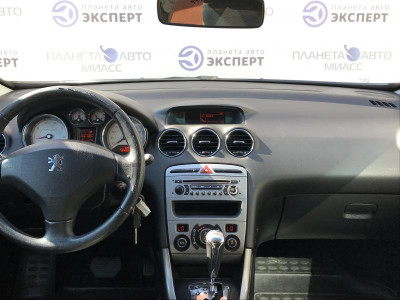 Peugeot 308 1.6 VTi AT (120 л. с.)