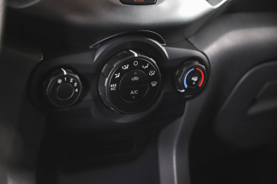 Ford EcoSport 1.6 МТ (122 л. с.)