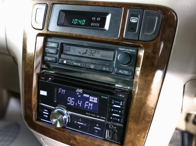 Nissan Liberty 2.0 CVT (147 л. с.)