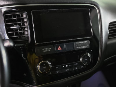 Mitsubishi Outlander 2.4 CVT 4WD (167 л.с.)