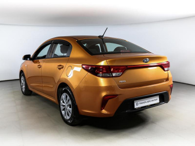 Kia Rio 1.6 AT (123 л. с.)